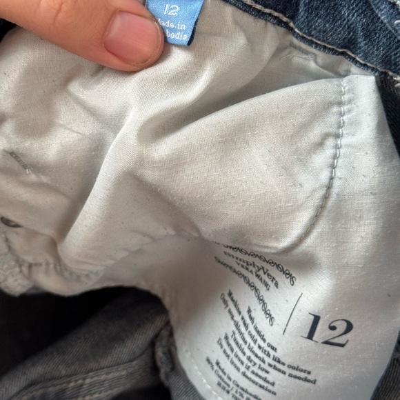 like new simply vera straight leg jean size 12 - Picture 6 of 6